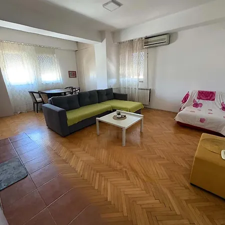 Comfort Apartment-free Parking
